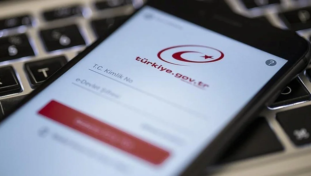 İşte SGK'ya gitmeden e-devlet üzerinden EYT'ye adım adım başvuru yöntemi