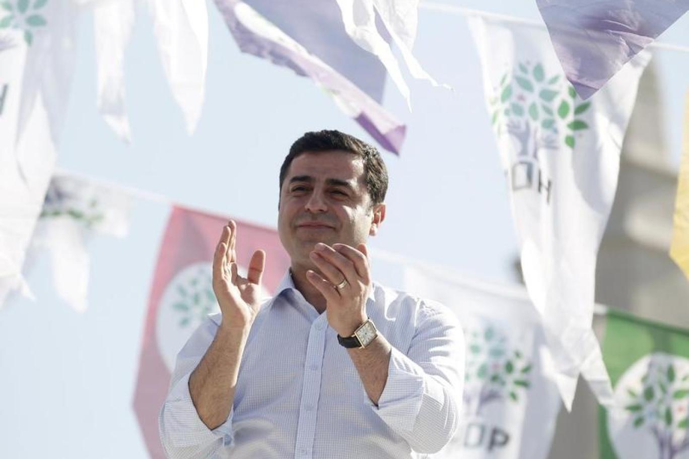 Selahattin Demirtaş'tan altılı masaya çağrı: "Sıra sizde..."