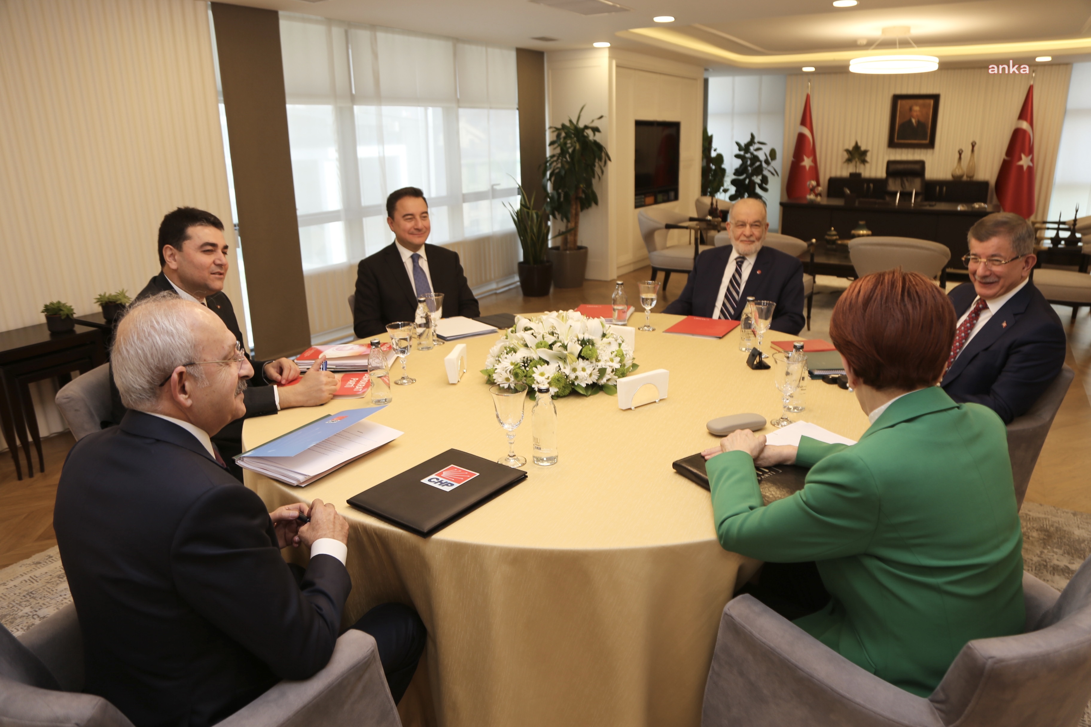 Altılı Masa’nın 10. toplantısından ilk fotoğraf kareleri