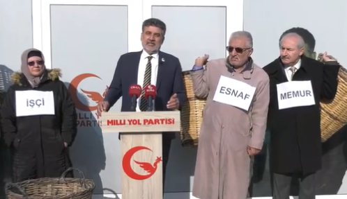Sırtlarındaki gerçek "küfe"lerle Erdoğan'a tepki gösterdiler