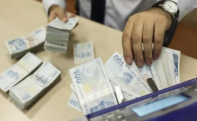 Bankaların EYT sonrası promosyon yarışı kızıştı! Hangi banka ne kadar promosyon verecek?