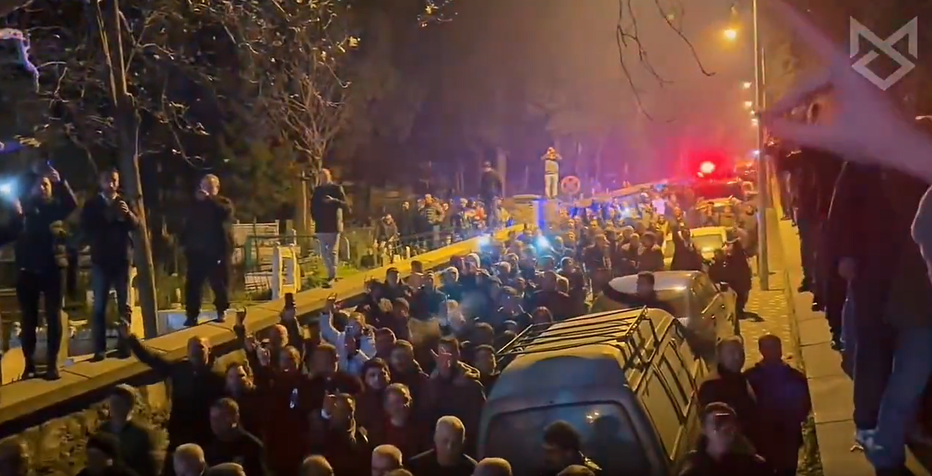 10 binlerce kişi Sinan Ateş için Bursa'da toplandı! "İntikam" sloganları atıldı