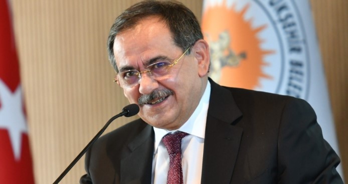 AKP'li başkanın 7.5 milyon TL'lik makam aracı göz doldurdu