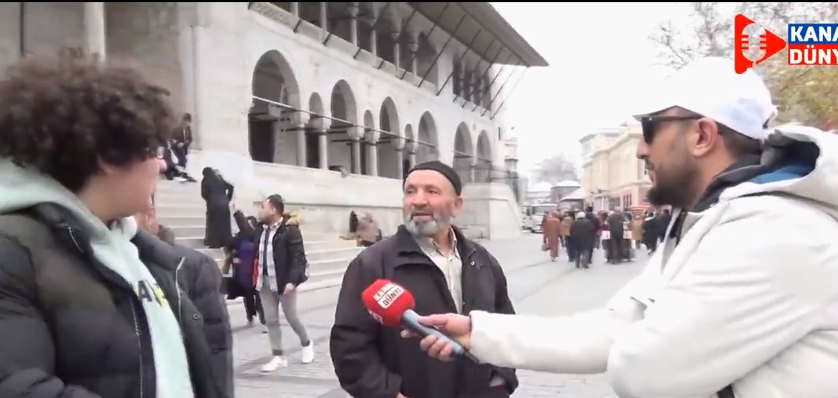 Gençlerin beynini yakan sokak röportajı! Ekonomi hariç her şeyi konuştular, 570 yıl öncesine gittiler