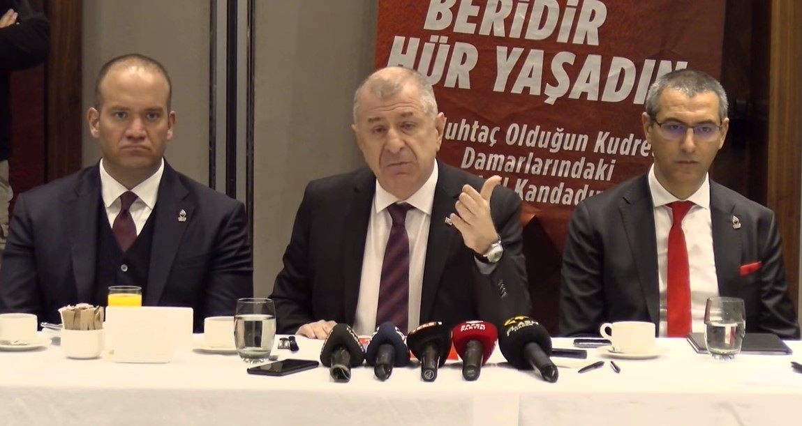 Devlet Bahçeli ve Ümit Özdağ arasında kılıçlar çekildi! Ümit Özdağ'dan Devlet Bahçeli'ye "Türkeş'in mektubu" ile ajan yanıtı