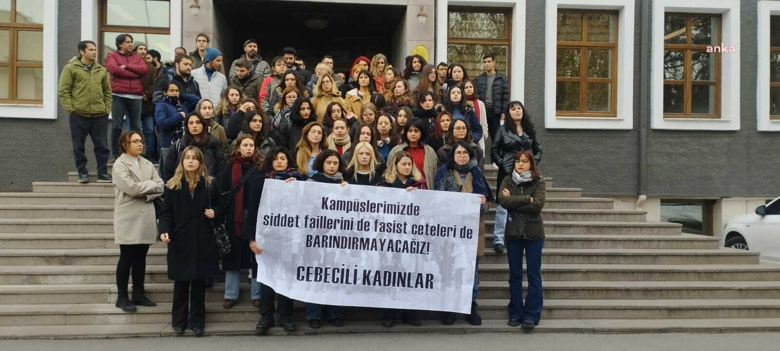 Kadın öğrenci bıçaklanmıştı! Ankara Üniversitesi öğrencilerinden üniversite yönetimine protesto