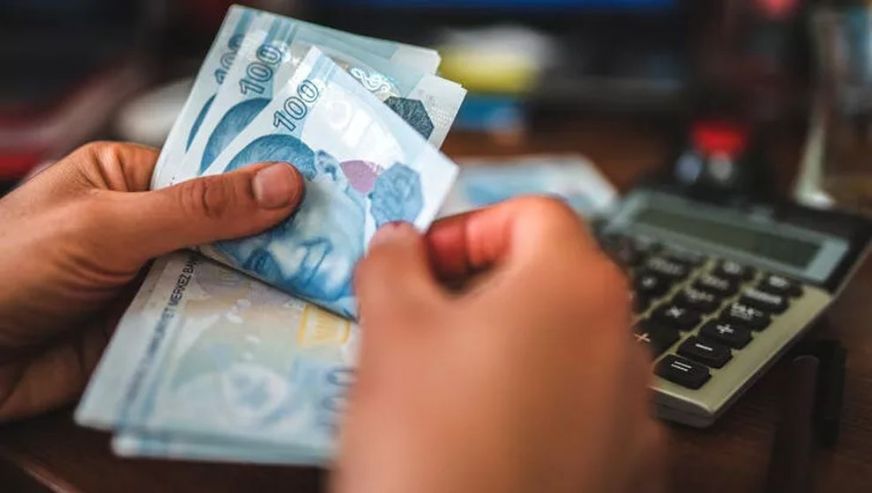 Zamlı memur maaşı 15 Ocak'a yetişecek mi? AKP'den açıklama geldi...
