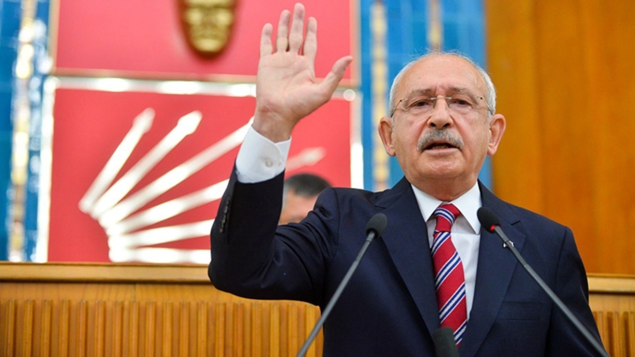 Kılıçdaroğlu'ndan Erdoğan'a başkomutan yanıtı: Benimle ilgili iftiralarını askerlere alkışlattın