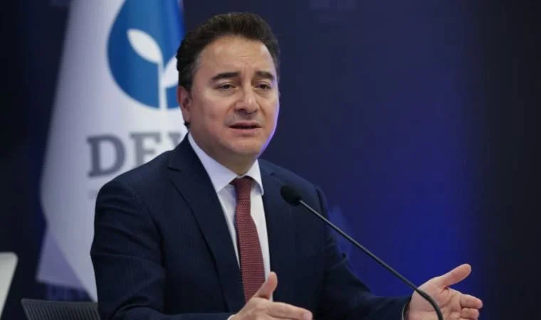 Babacan'dan 'masa dağılacak' iddialarına yanıt: "Hiçbir siyasi partinin kaldırabileceği bir yük değil"