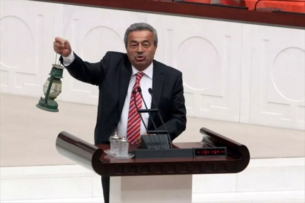 Kamer Genç, vefatının 7. yıldönümünde unutulmadı
