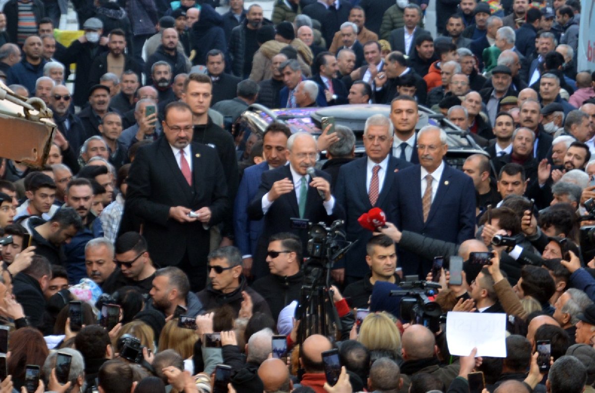Kılıçdaroğlu gençlere seslendi: "Sizin geleceğiniz bu ülkedir"
