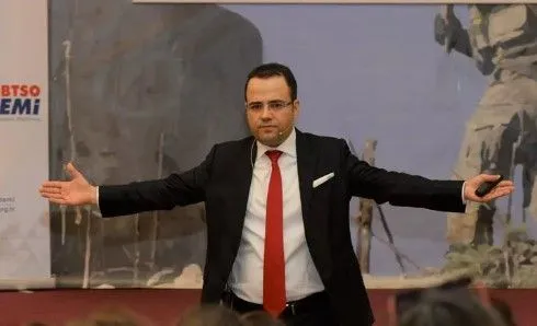 Özgür Demirtaş hükümetin ekonomi politikasını topa tuttu! "Geçmiş olsun" diyerek tek tek sıraladı