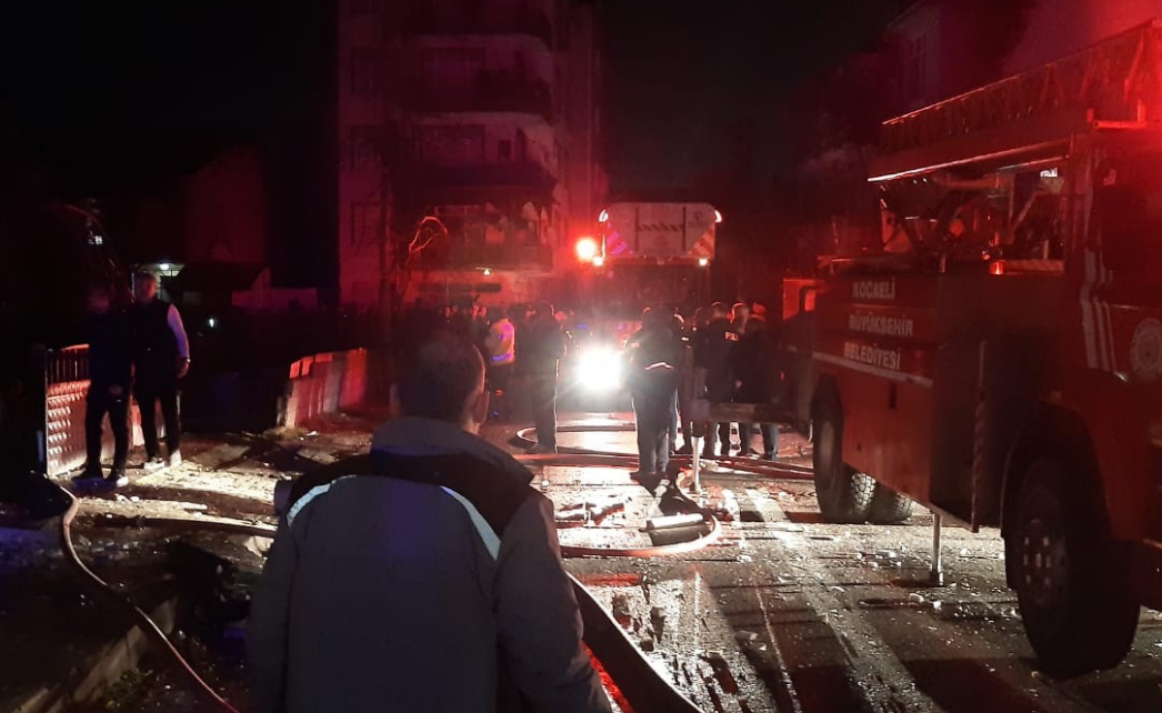 Kocaeli'de patlama! Yaralılar var