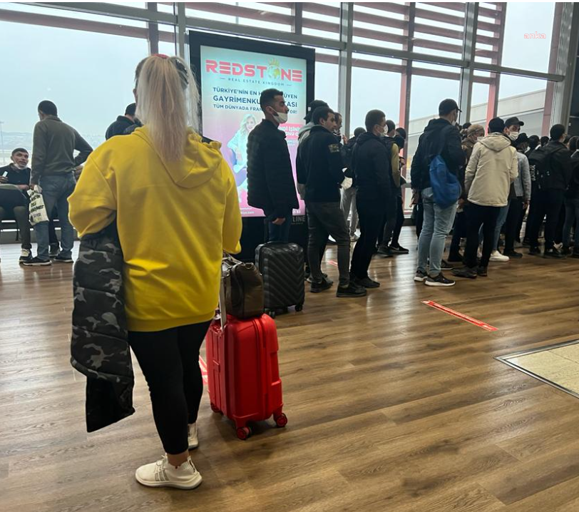 Seyahate çıkanlar en çok arkadaş veya akraba evinde kaldılar