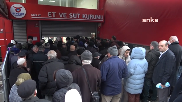 Et ve süt için yollara düştüler: "Bunu mu hak edecektim"