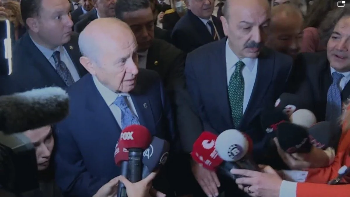 Bahçeli'den Sinan Ateş cinayetini soran gazeteciye 'işine bak' yanıtı