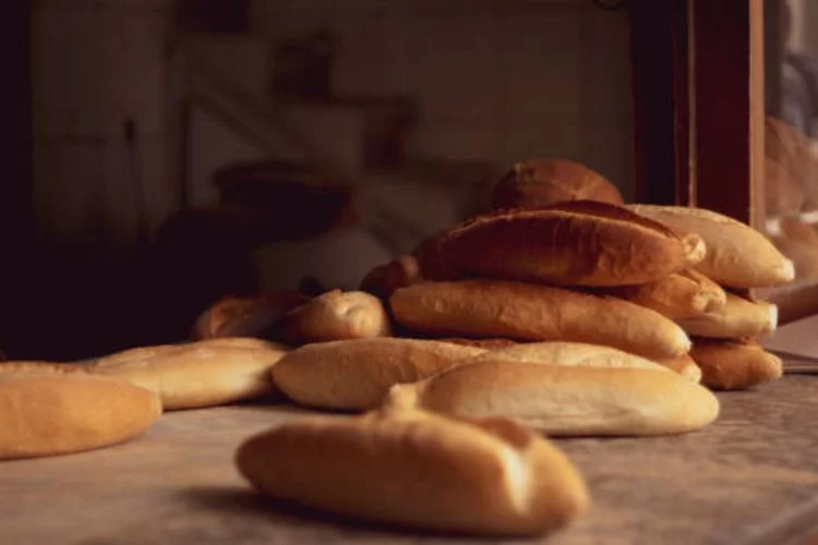 O ilde ekmeğe zam! 400 gram ekmek 10 lira oldu