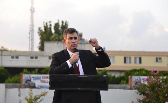 Metin Feyzioğlu; Türkiye'de Alevi olmak zordur