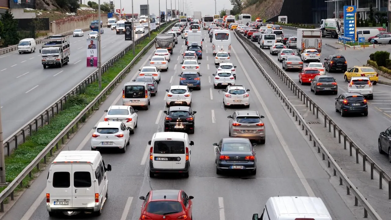 Milyonlarca araç sahibini ilgilendiren gelişme! Genelge yayımlandı