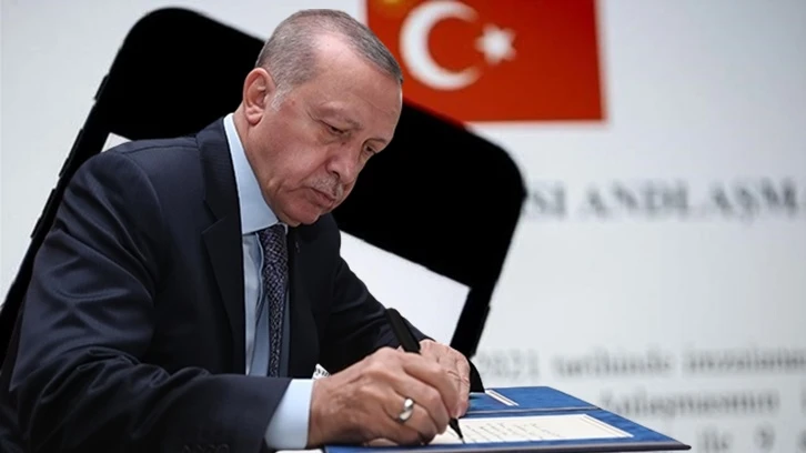 Erdoğan'dan gece yarısı atama ve görevden almalar!