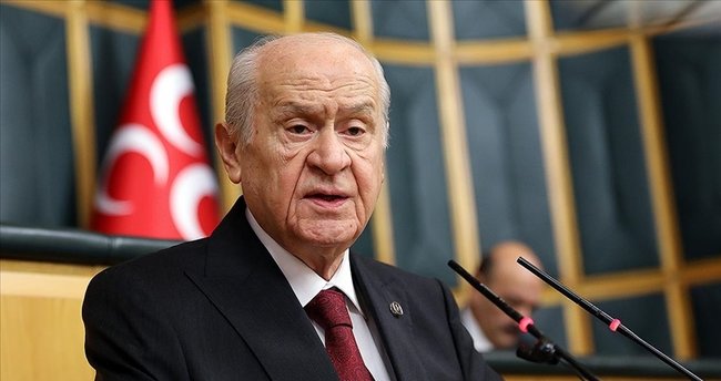Bayraktaroğlu'ndan Bahçeli'ye 'bıyık' eleştirisi: “Bıyıksız” MHP’liye tahammül edememesi...