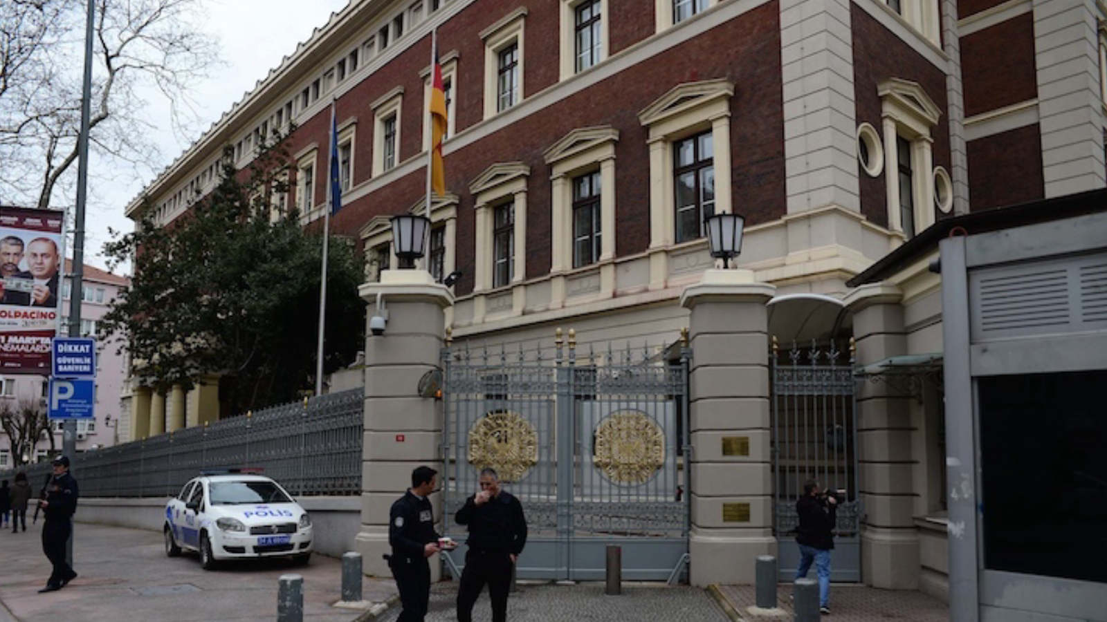 Hollanda ve İngiltere de kapatmıştı! Almanya’nın İstanbul Başkonsolosluğu güvenlik gerekçesiyle kapatıldı