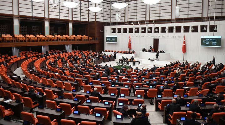 EYT’nin görüşüldüğü komisyonda “hemen” tartışması çıktı