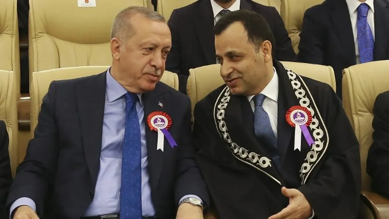 AKP'nin AYM tedirginliği! Bekir Bozdağ ve Yargıtay Başkanı Akarca'nın çıkışı ne anlama geliyor?