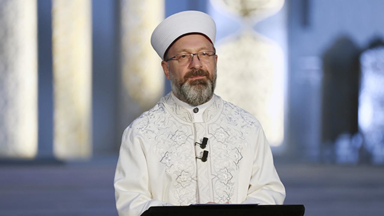 Diyanet İşleri Başkanı Erbaş: "Vatandaşlarımız camilerde kalabilirler"