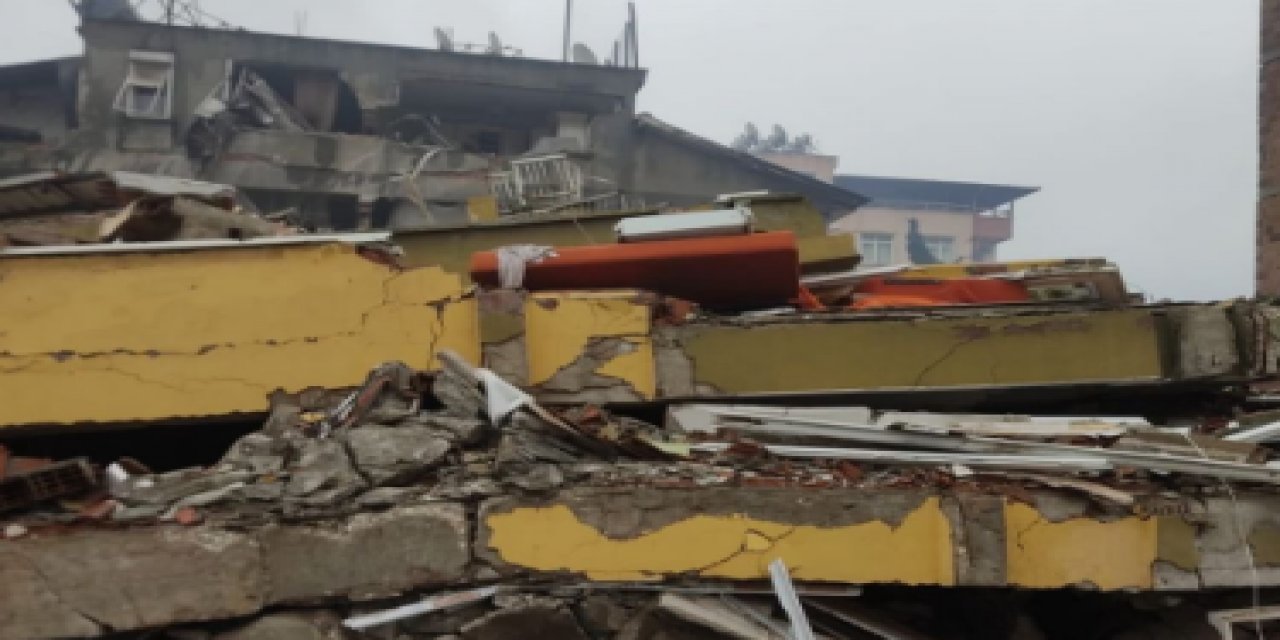 Deprem bölgelerinden yardım çığlıkları yükseliyor