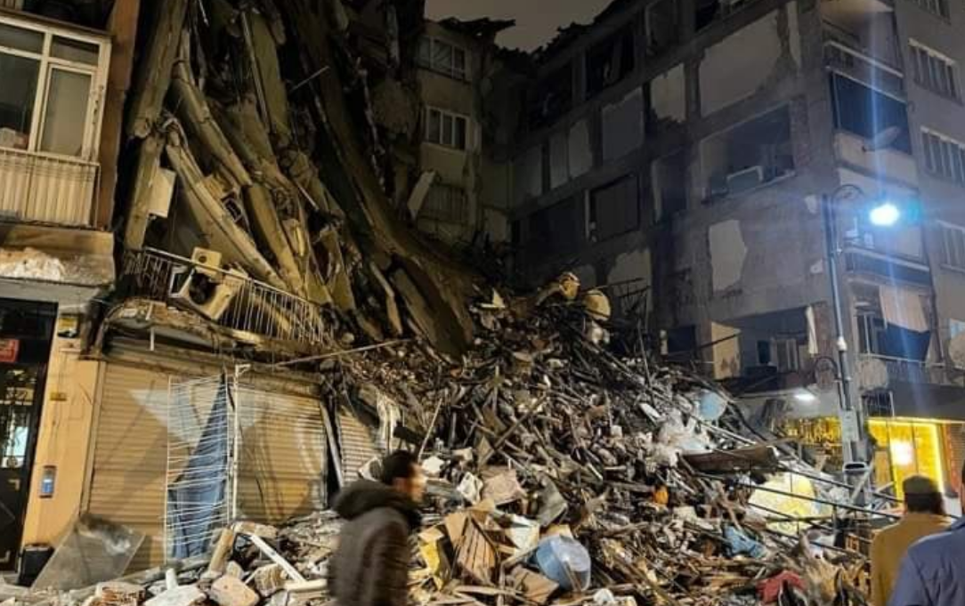 Cumhurbaşkanı Yardımcısı Oktay: 2379 ölü, 14 bin 483 yaralı