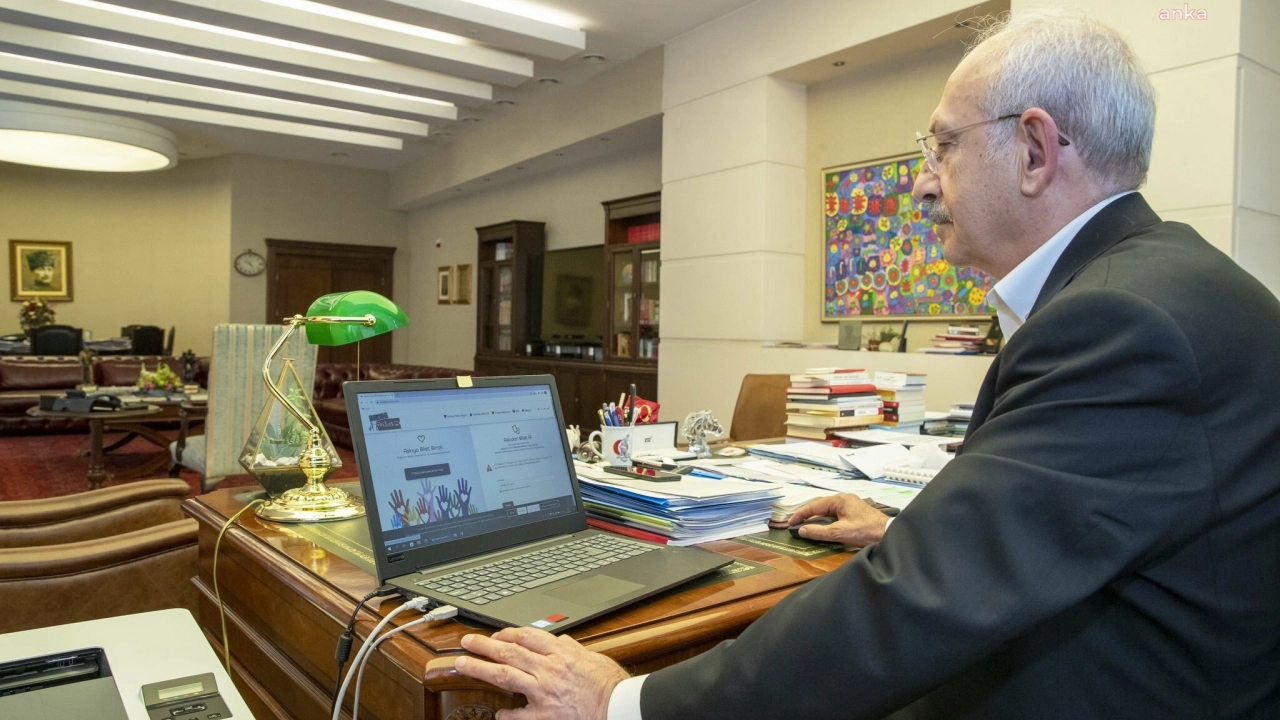 Kılıçadroğlu'ndan Twitter kısıtlaması sonrası VPN çıkışı: "Bu aklını yitirmiş saray iktidarı sosyal medya iletişimini kesti"