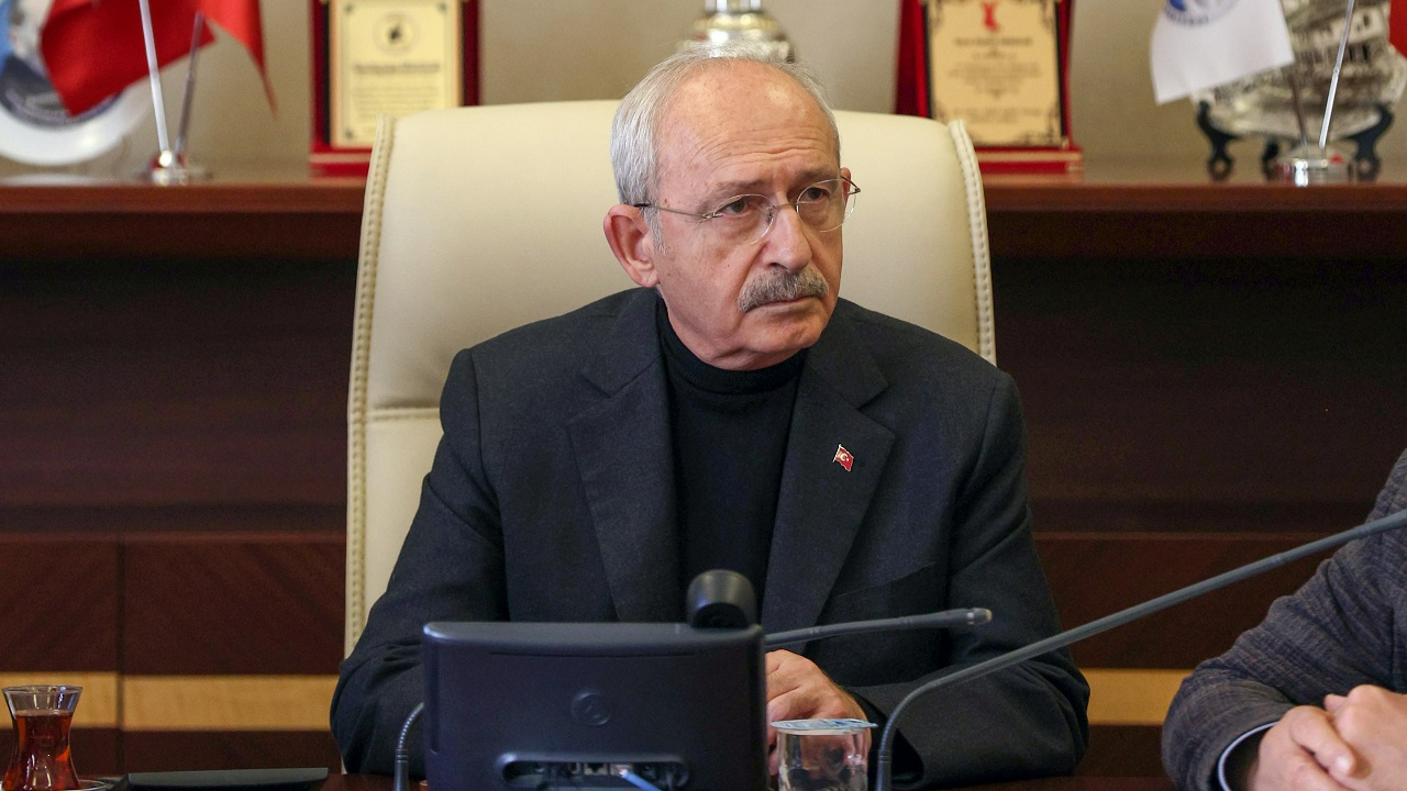Kılıçdaroğlu'nun tweetine Erzurumspor'un resmi hesabından hakaret!