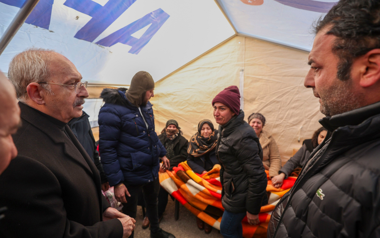CHP'den depremzedelerin barınma sorunu için acil çağrı!