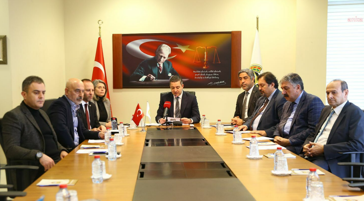 TBB'den enkaz kaldırma çalışmalarıyla ilgili kritik uyarı: "Deprem bölgesi şu anda topyekûn suç mahalidir"