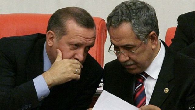 İYİ Parti, Bülent Arınç'a kapıyı kapattı! Kürşad Zorlu'dan "seçim erteleme" yanıtı