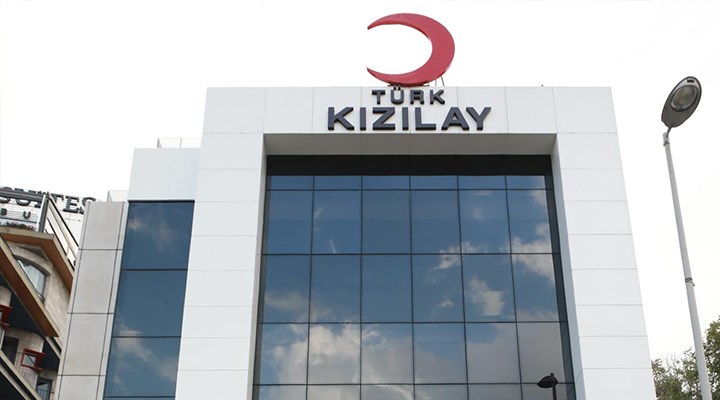 Kızılay hasarlı olduğu halde MÜSİAD’ın binasını kiraladı