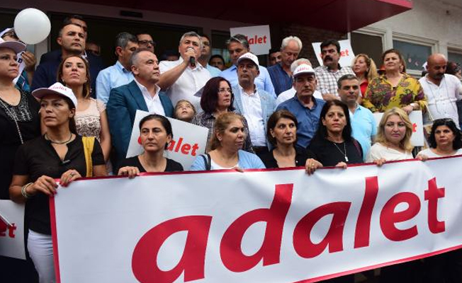 CHP Antalya'da 'Adalet Yürüyüşü' düzenledi