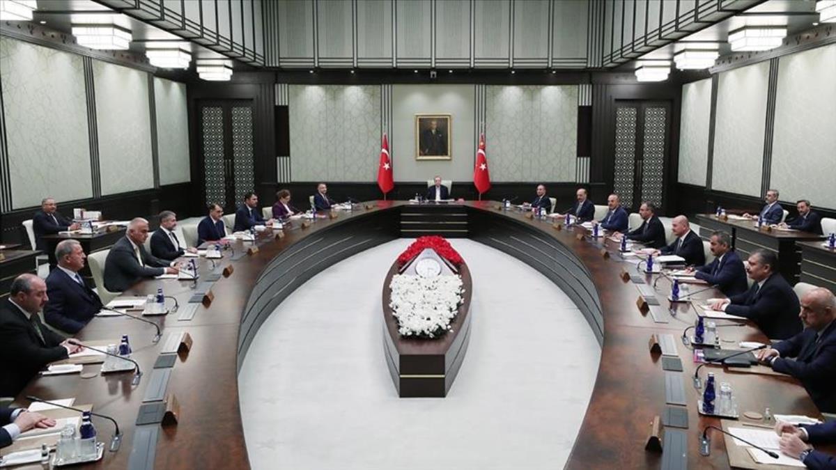 Kabine toplantısı öncesi bu 'çok acele' denilerek bu sorulmuş: İnşaat demiri var mı?