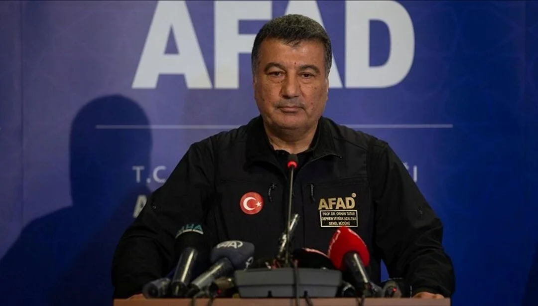 AFAD'dan deprem bölgesi için kritik uyarı: "Hasarlı binalara girmeyin"
