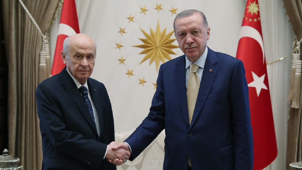 Deprem bölgesine gitmemesi tepki çekmişti! Erdoğan ile Bahçeli deprem bölgesine gidiyor