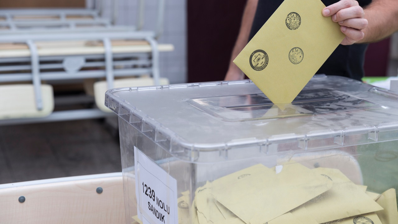 İYİ Parti'den dikkat çeken iddia: Deprem yardımları seçimler için mi kullanılacak?