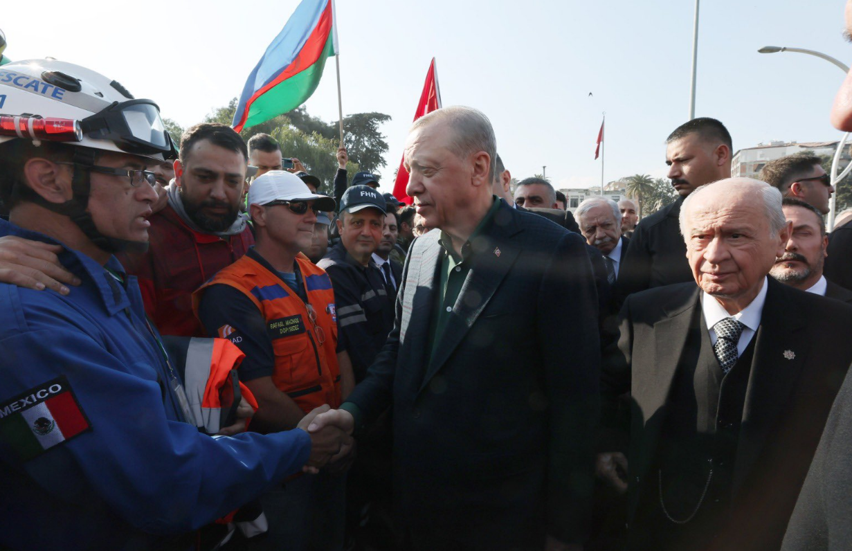 Devlet Bahçeli, 15 gün sonra Erdoğan ile deprem bölgesinde