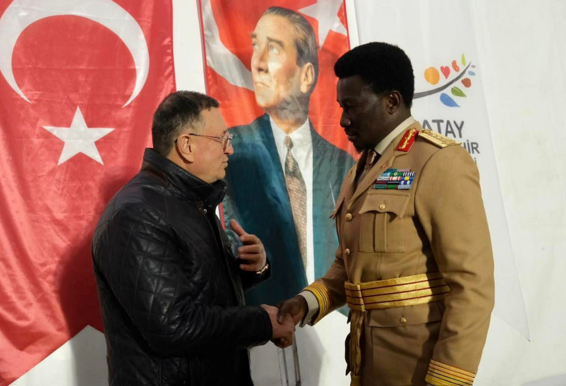 Kim bu Hatay'a yardım eden Afrika Prensi?