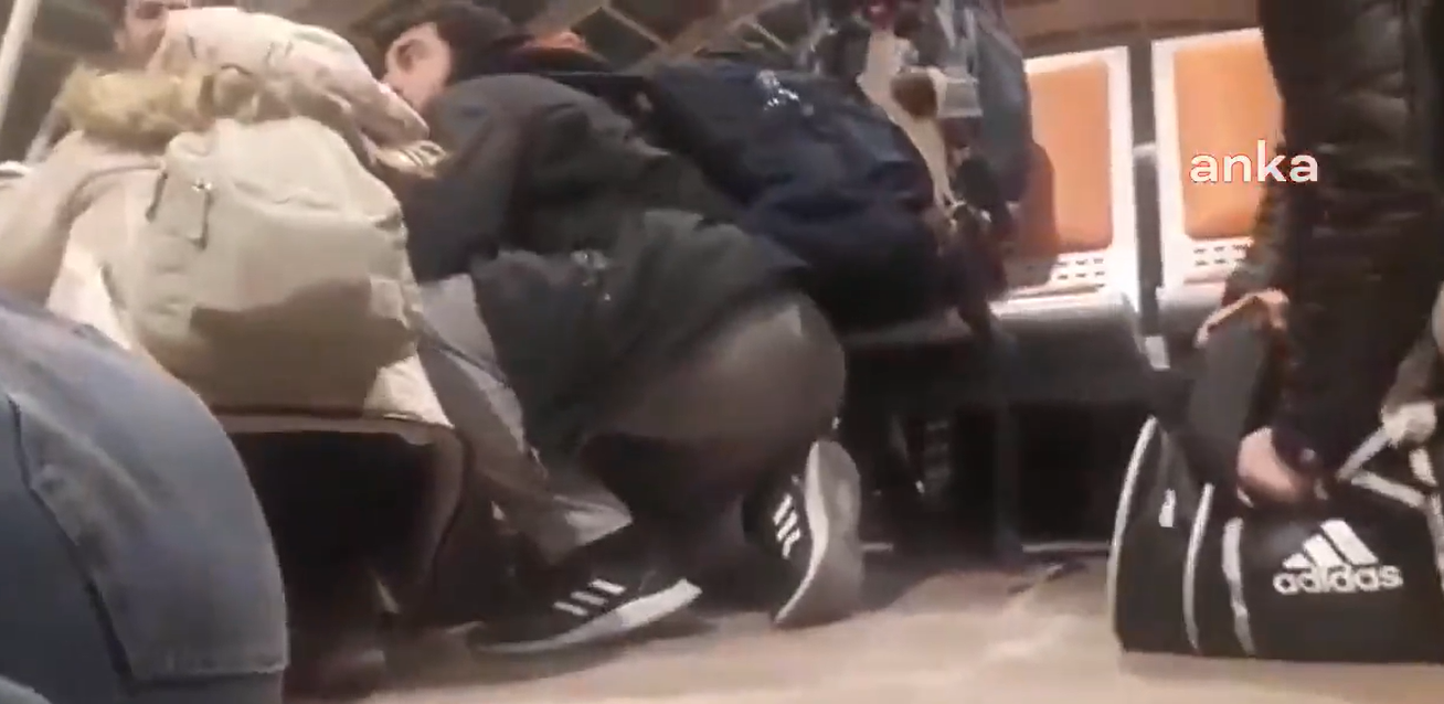 Hatay Havalimanı'nda depremin dehşet anları! Kendilerini yere attılar