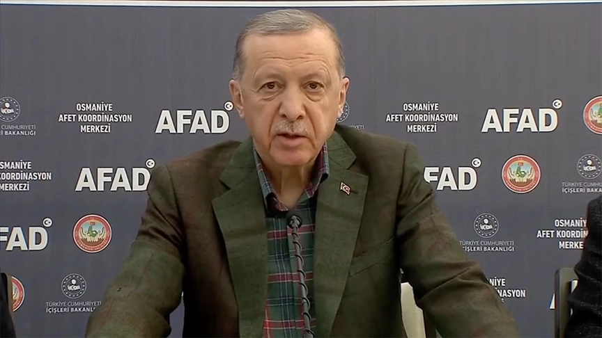 Erdoğan ağzını kötü bozdu: "Ahlaksız, namussuz, adi"