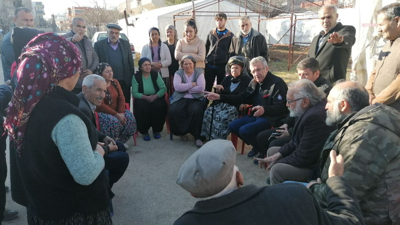 Adıyamanlı depremzede: Devlet erken gelseydi bu kadar can gitmezdi!
