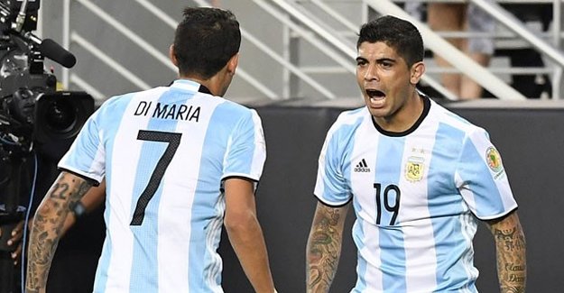 Messi'siz Arjantin Şili'yi devirdi