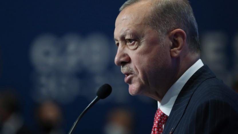 Hande Fırat: 'Erdoğan üst düzeyde bazı görevden alma ve değişikliklere gidebilir'