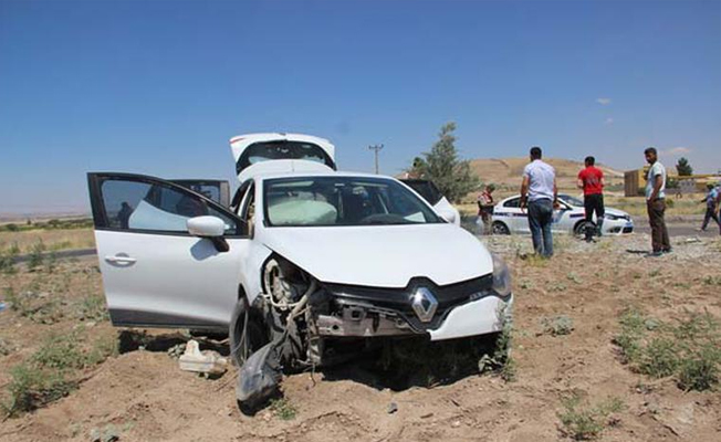 Polisten kaçan otomobilin bagajında yaralılar çıktı